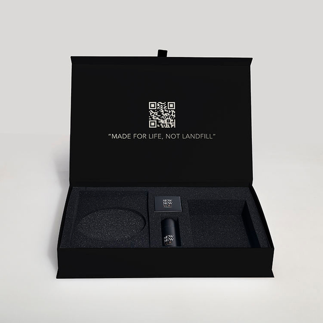 Factory price custom paper packaging hard flap cardboard magnetic gift box with foam insert